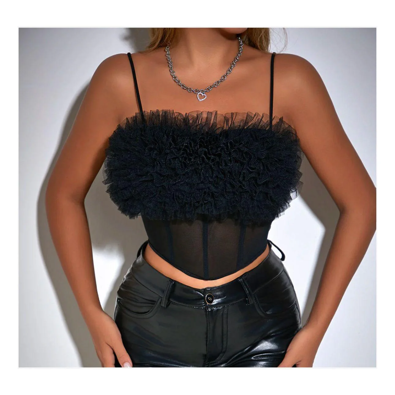 Slim-Fit Cropped Strapless Top With 3D Floral Lace. - Image 2