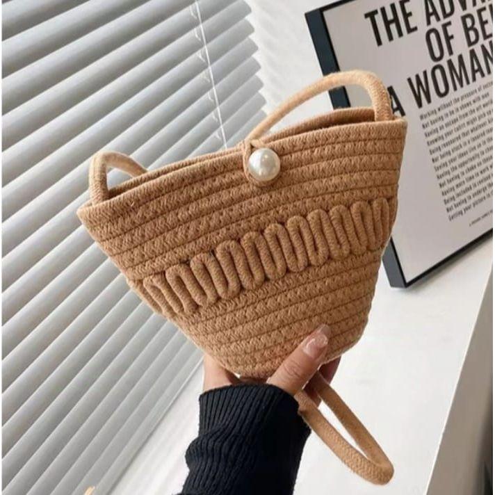 Soft Straw Beach  Crossbody Bag - Image 3