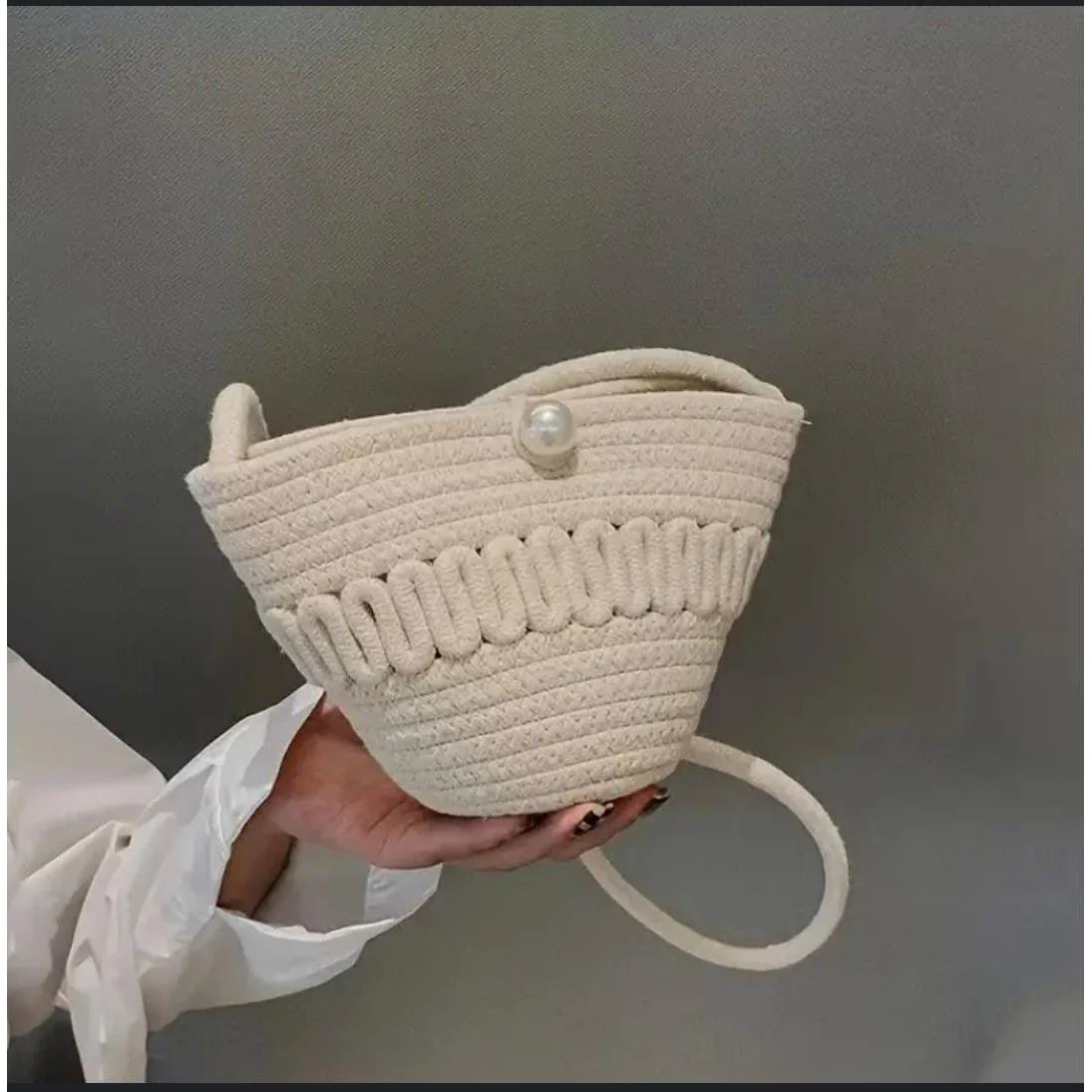 Soft Straw Beach  Crossbody Bag - Image 4