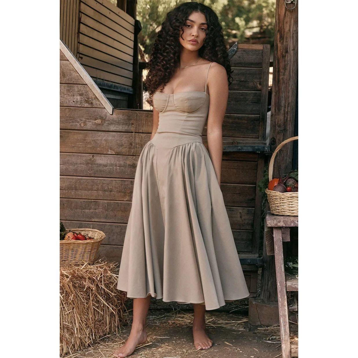 Spaghetti Strap Pleated Sleeveless Corset Midi Dress. - Image 3