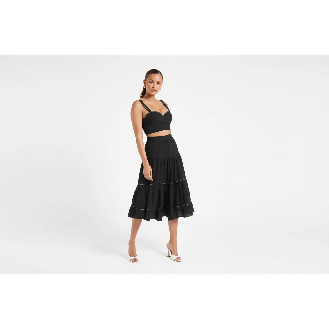 Summer Solid Color Crop Top & Skirt 2-Piece Set. - Image 4