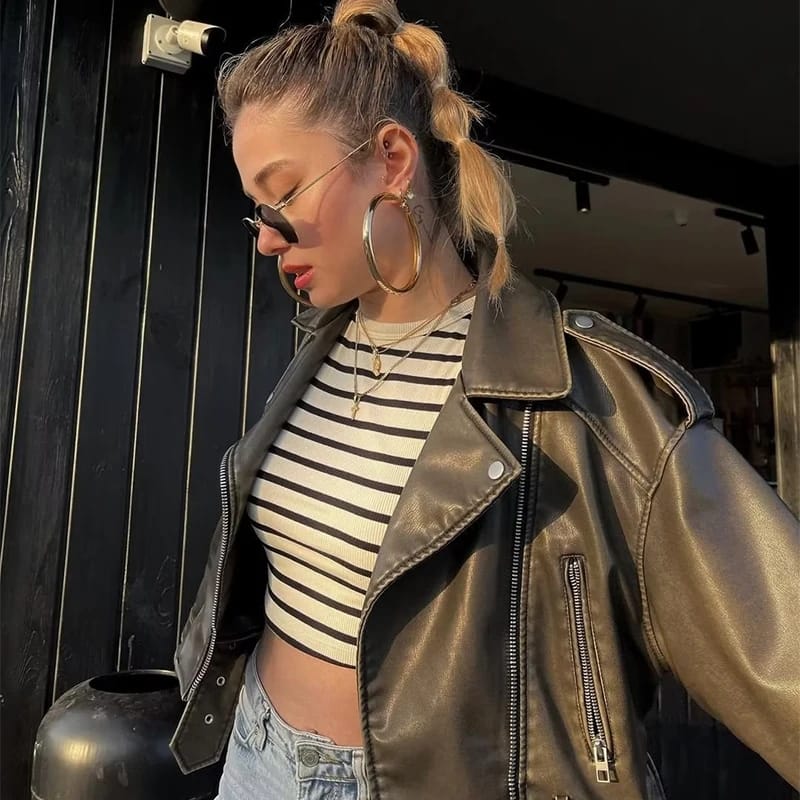 Summer Stripped Crop Top - Image 3