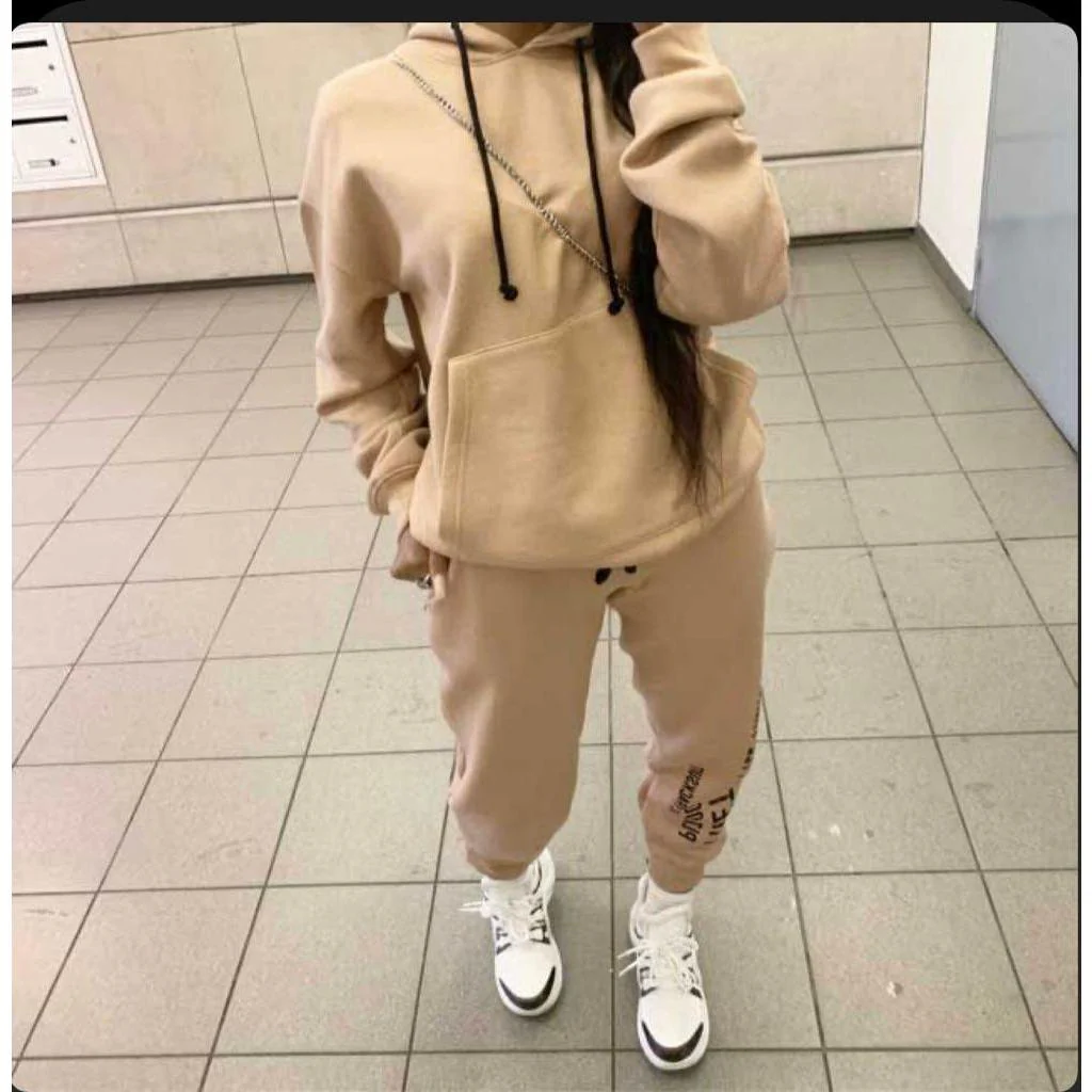 Two Piece Joggers Tracksuit Set - Image 9