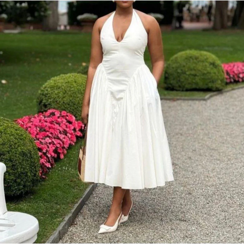 V-Neck Halter Backless Pleated A-Line Maxi Dress. - Image 4