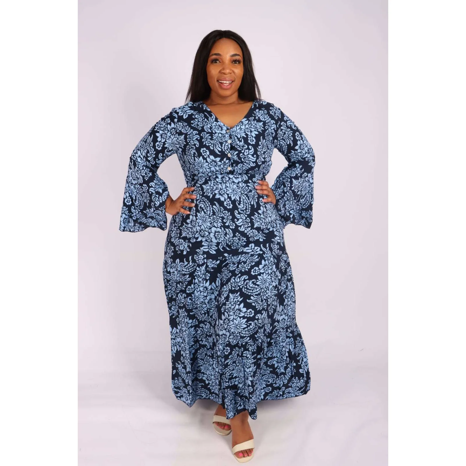 V-Neck Long sleeve Maxi Dress  - Image 4