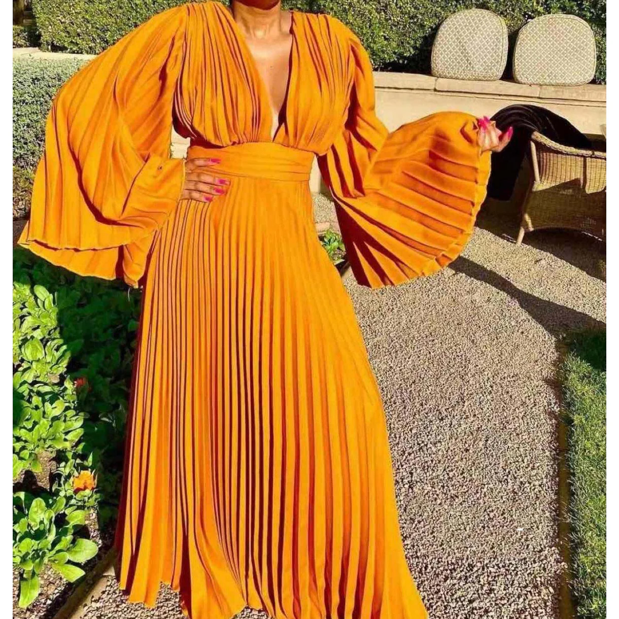 V-Neck Loose Long Sleeve Pleated Dress - Image 2