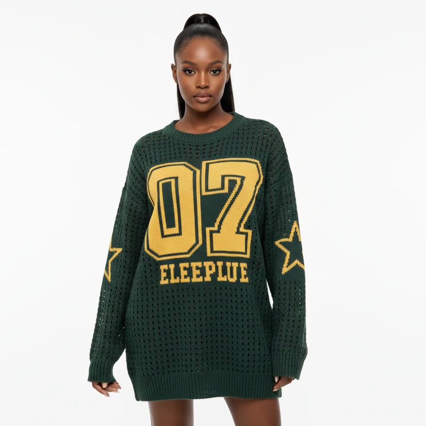 V-Neck Numbers Print Pullover Sweater - Image 3