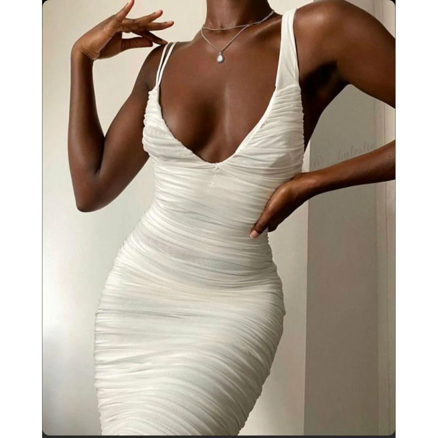 V-Neck Sleeveless Ruched Dress - Image 2