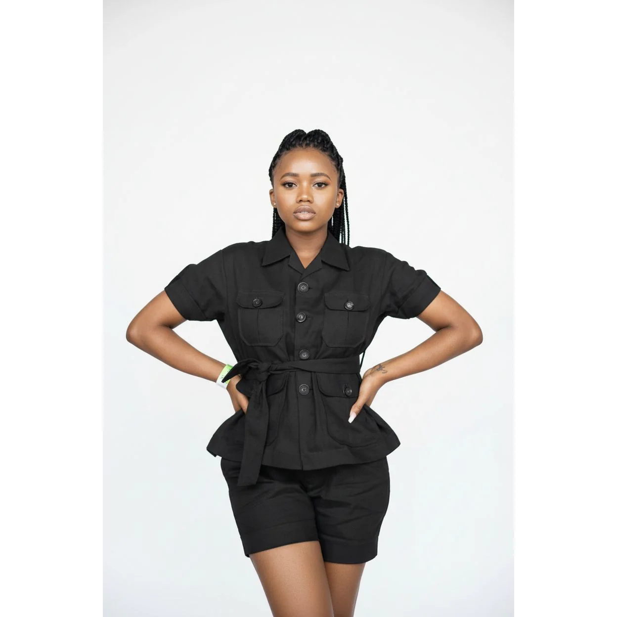 Vintage Buttoned Top and Short Pant Set - Image 3
