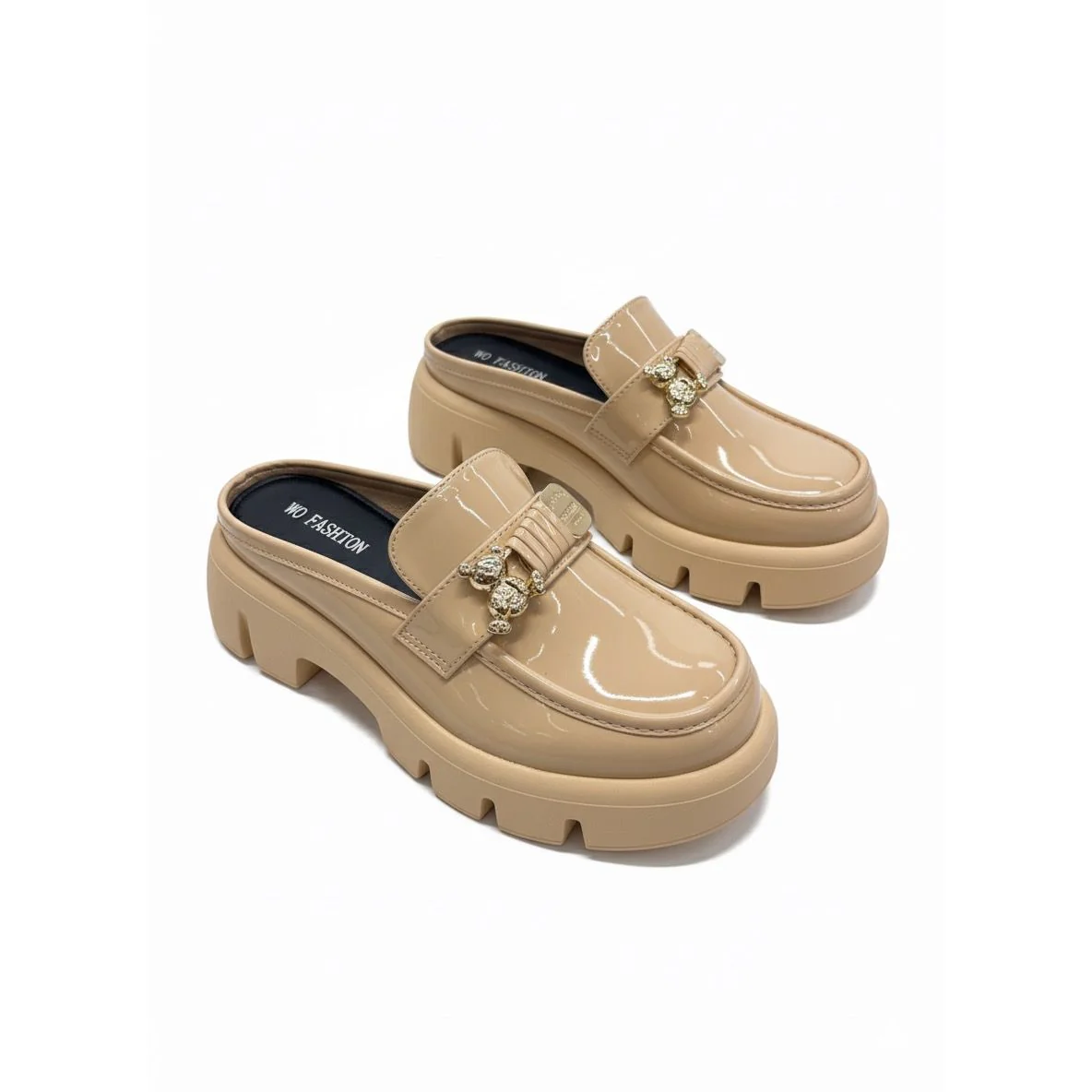 Vintage Glossy Flat Shoes - Image 3