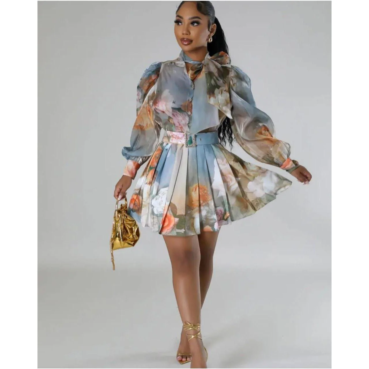 Vintage Pleated Dress - Image 4