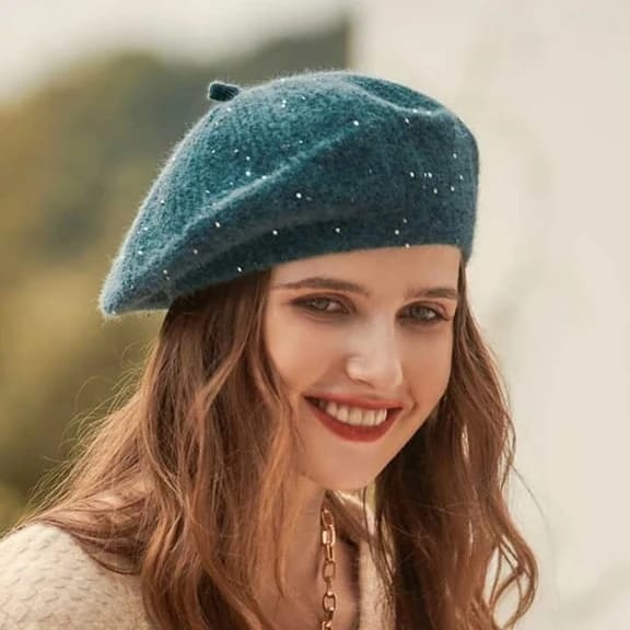 Vintage Shiny Beret - Image 3