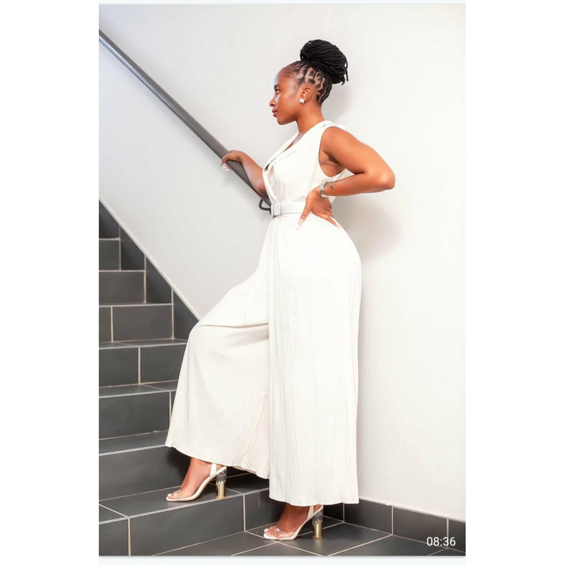 Vintage Sleeveless Wide Leg Jumpsuit - Image 9