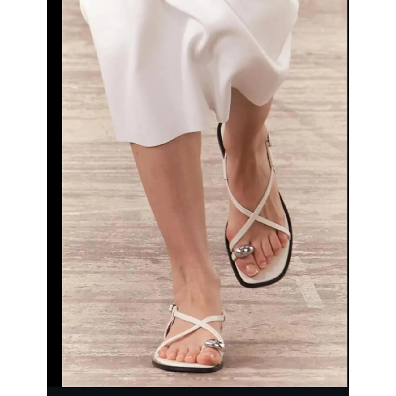 Women's Strappy Flat Slide Sandals - Image 8